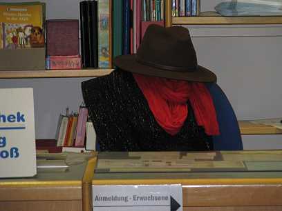 stilvoll arrangierte Kleidung